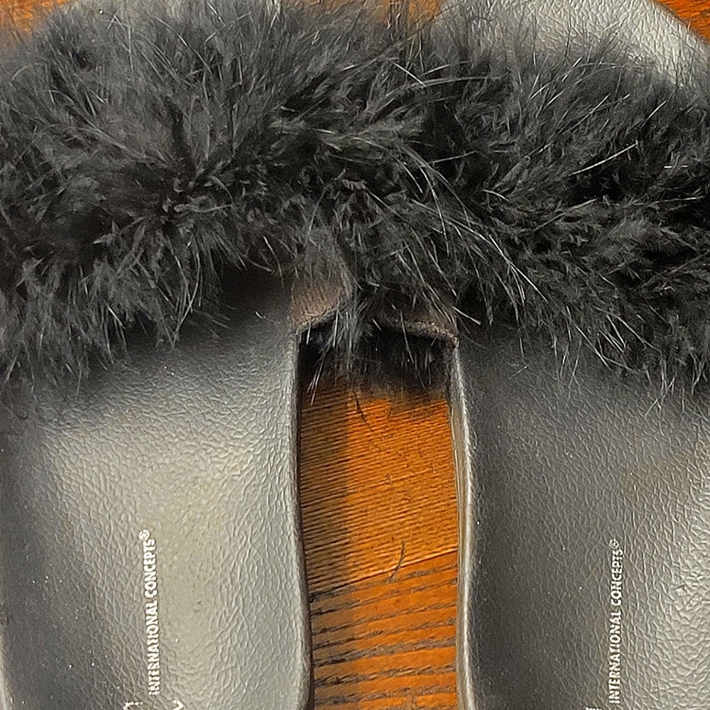INC slippers